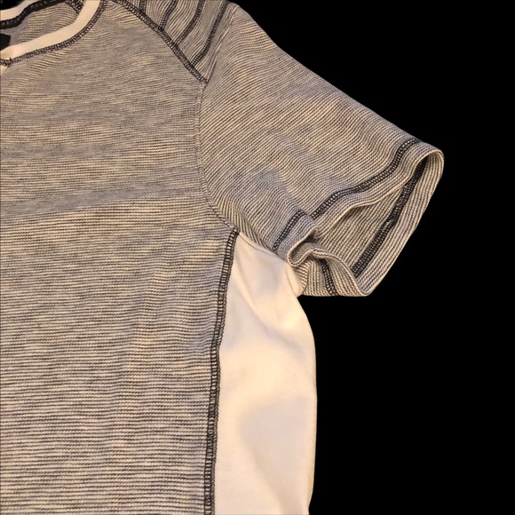 Rock & Republic XL Men’s Henley Style Pullover Shirt - Picture 6 of 6